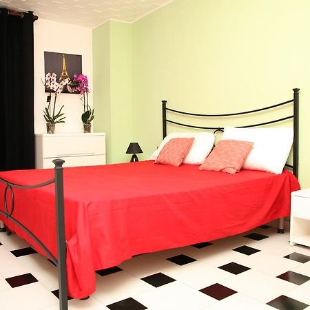 De Amicis Apartment Cagliari Szoba fotó