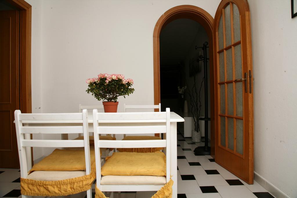 De Amicis Apartment Cagliari Szoba fotó